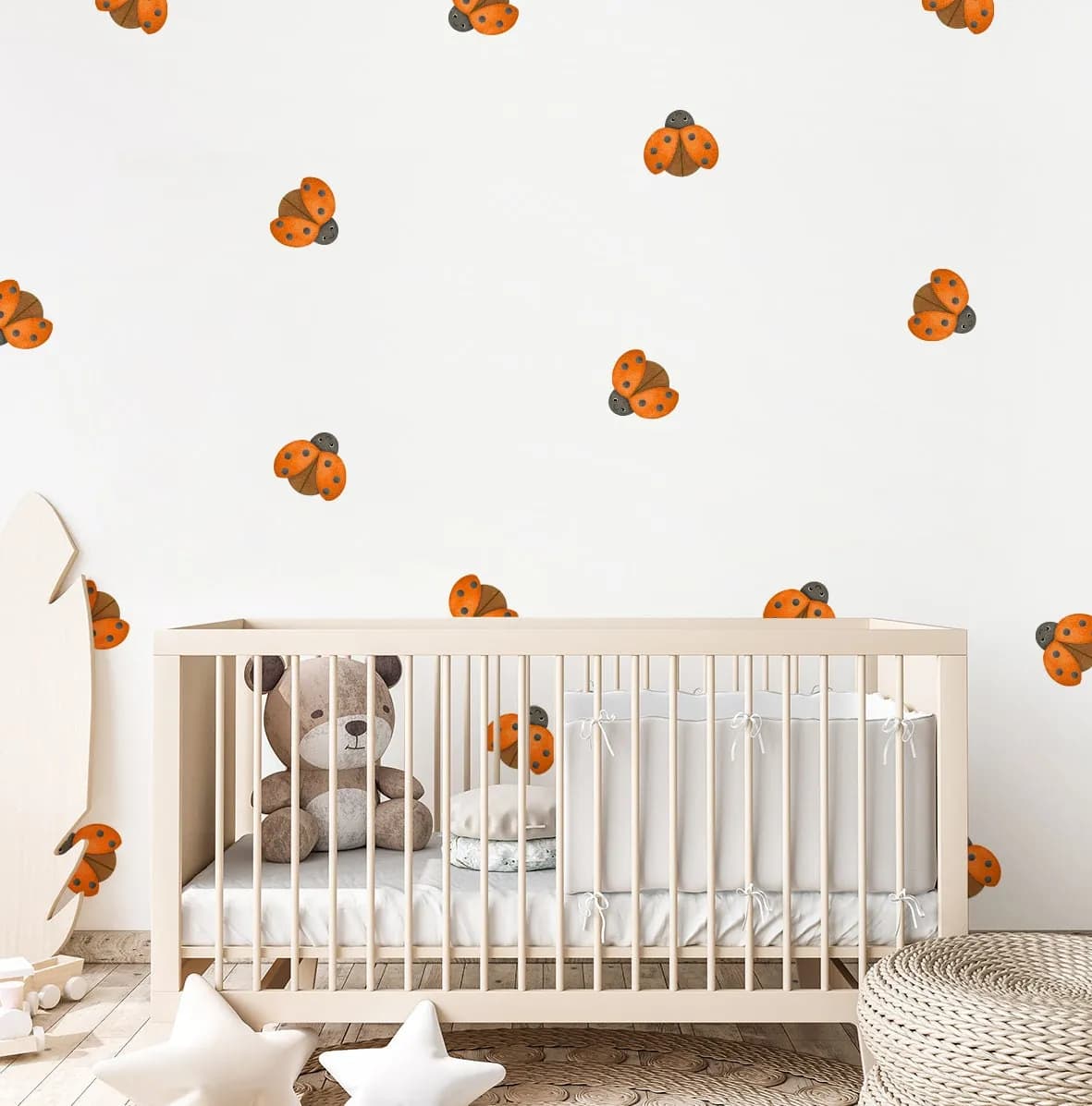 Berušky nálepky na stenu. Detská izba (2) – Samolepiace dekorácie na stenu